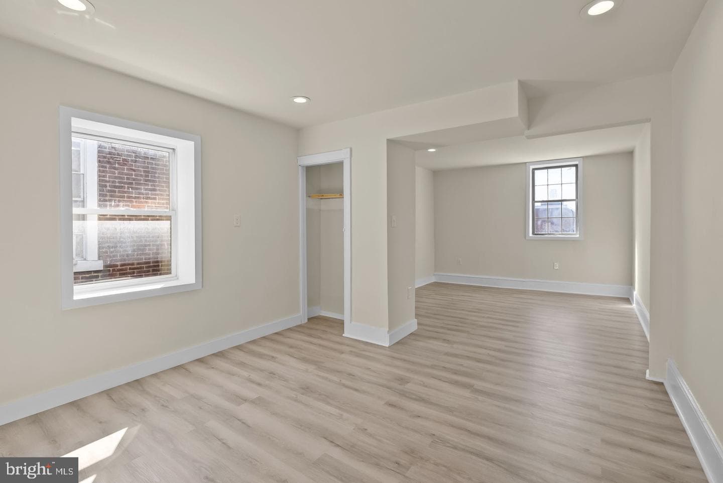 1508 W Tioga Street photo 30