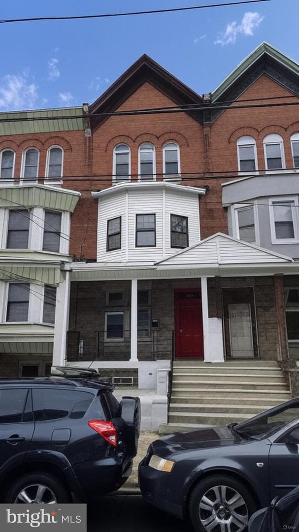 1508 W Tioga Street photo 4