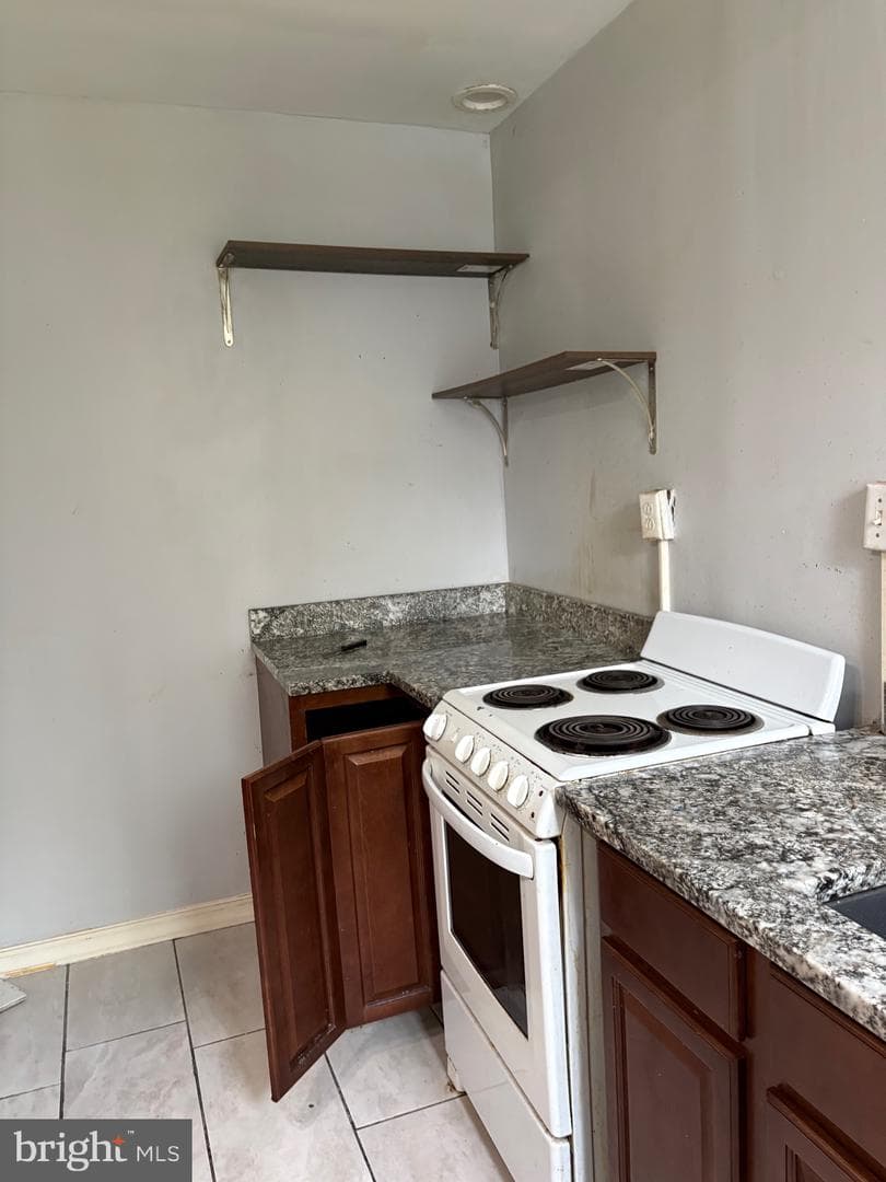 1147 E Price Street photo 5