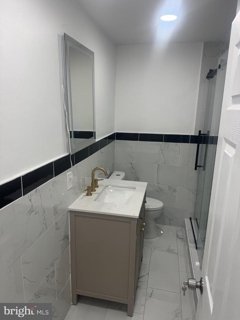 1137 Bridge Street photo 15