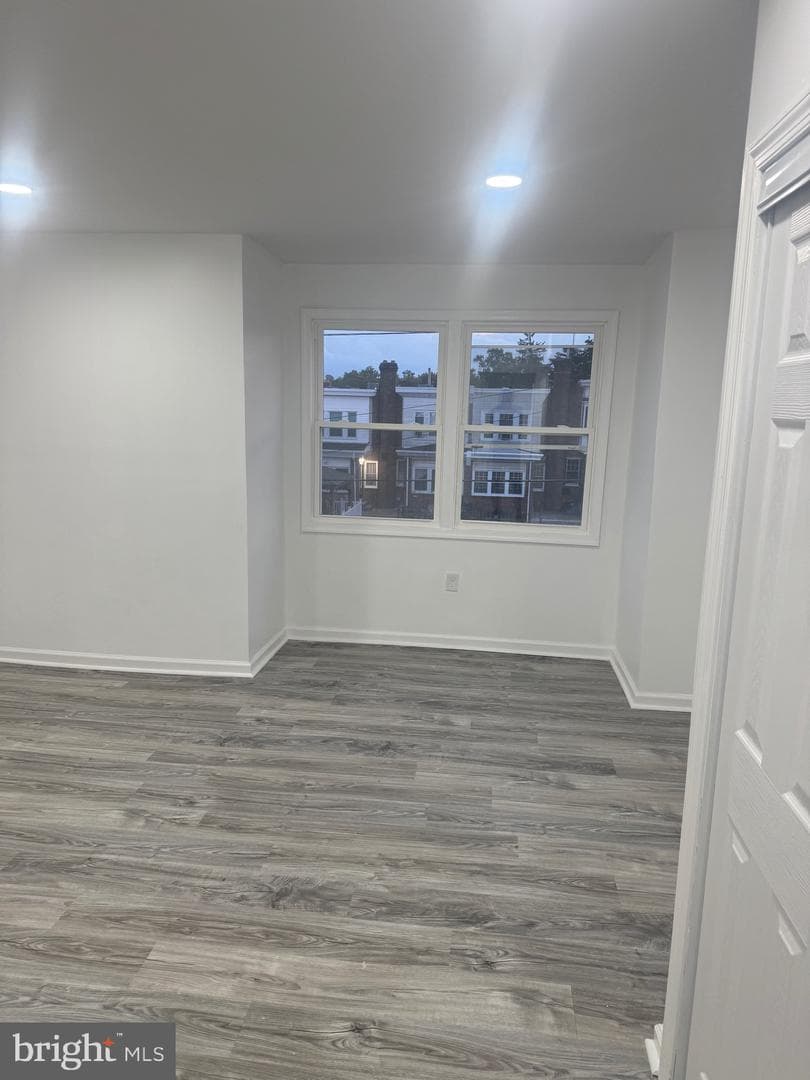 1137 Bridge Street photo 17