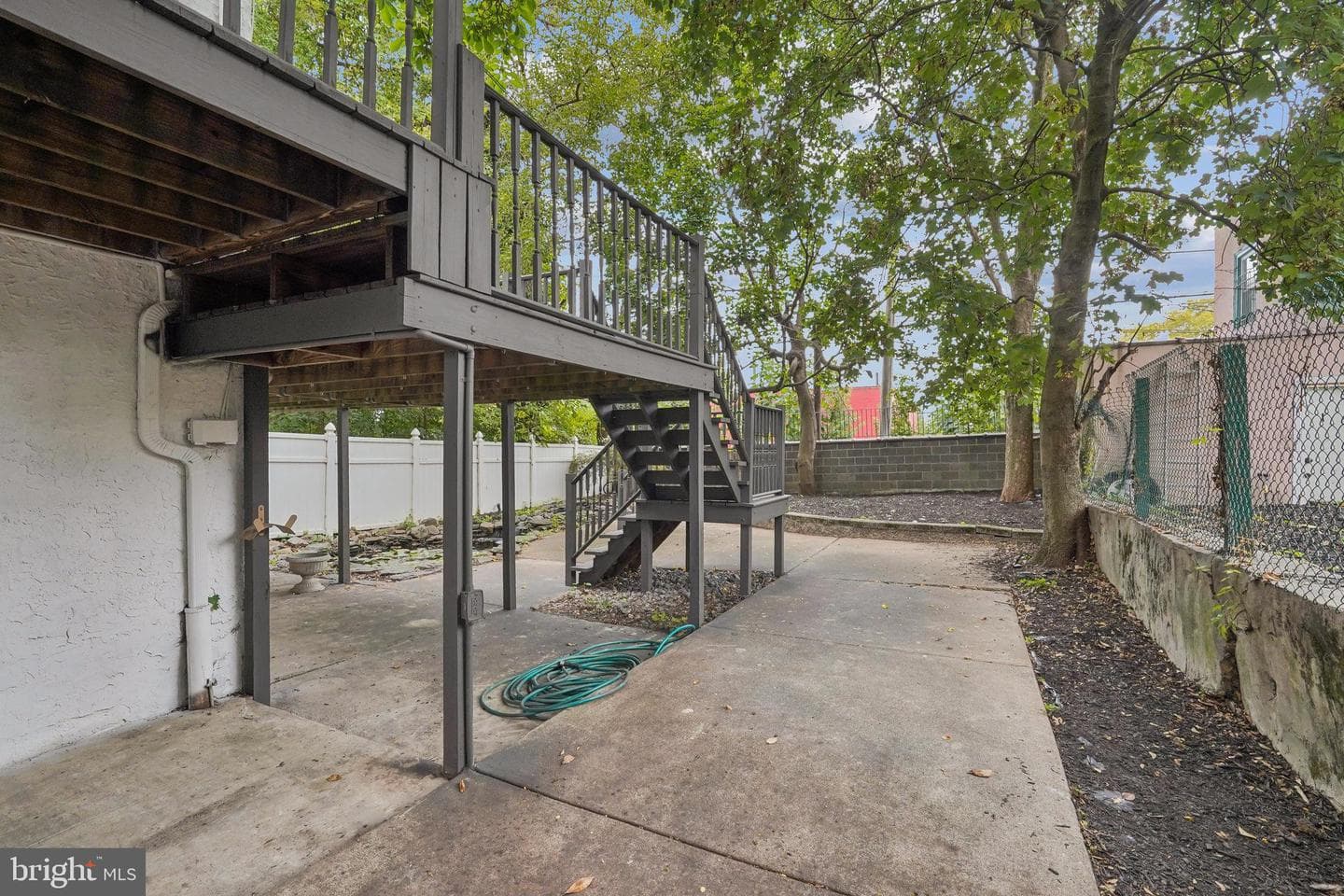 200 E Price Street photo 8