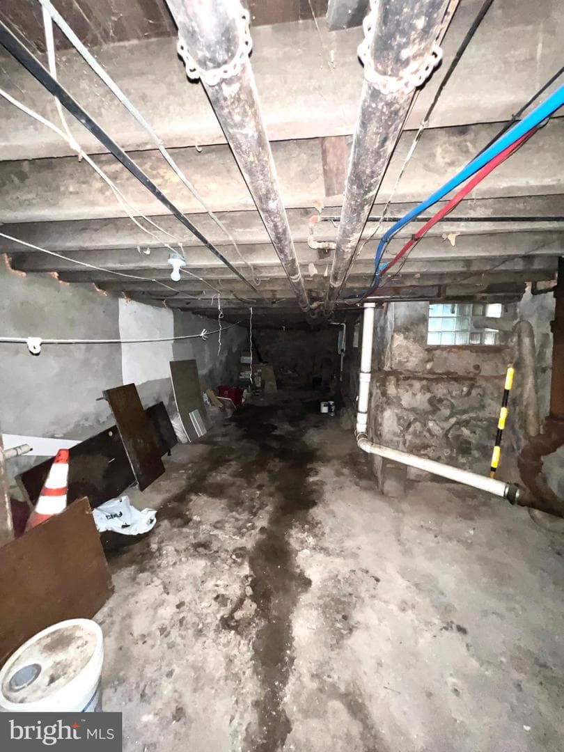 2023 E Tioga Street photo 8