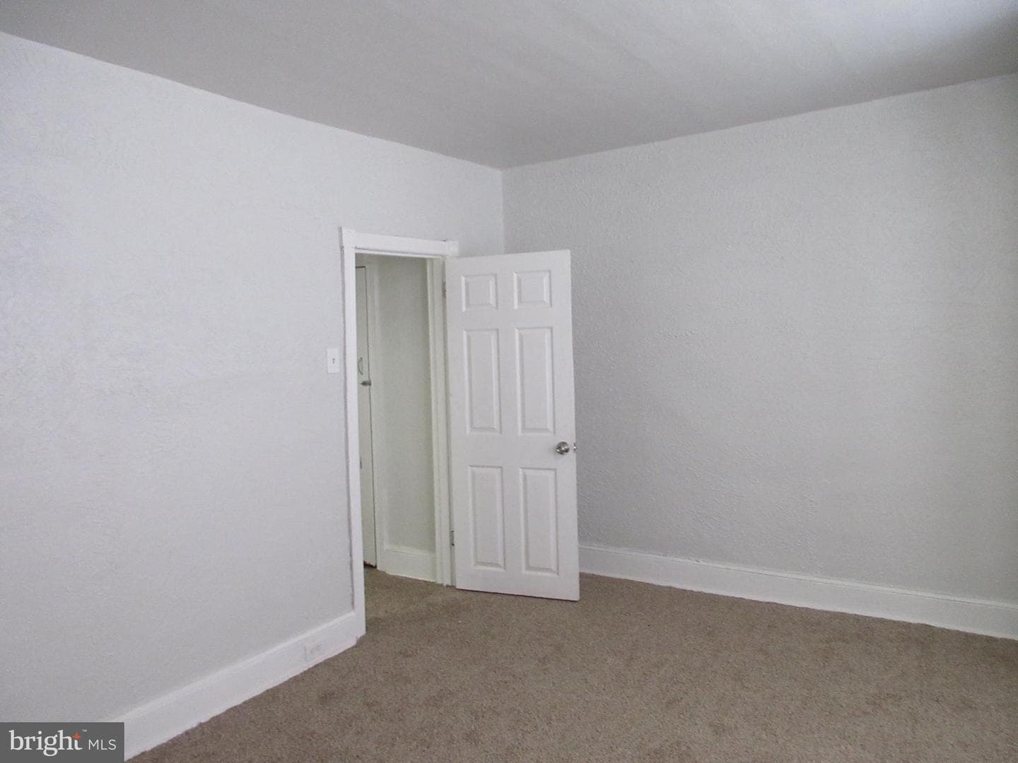3646 N 8th Street photo 11