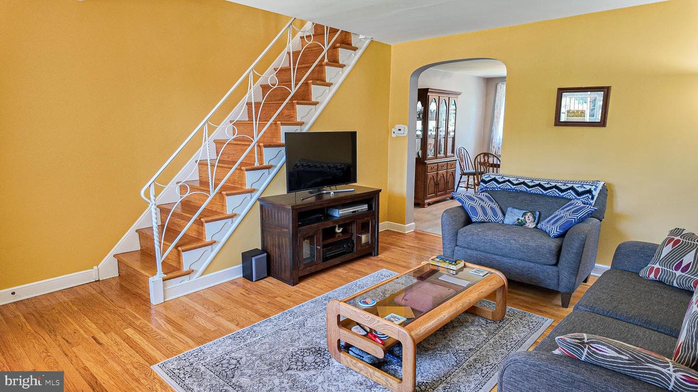 2013 Fuller Street photo 4