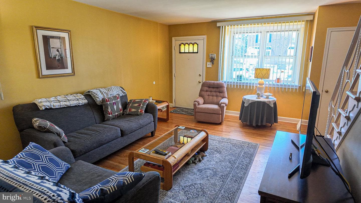 2013 Fuller Street photo 5