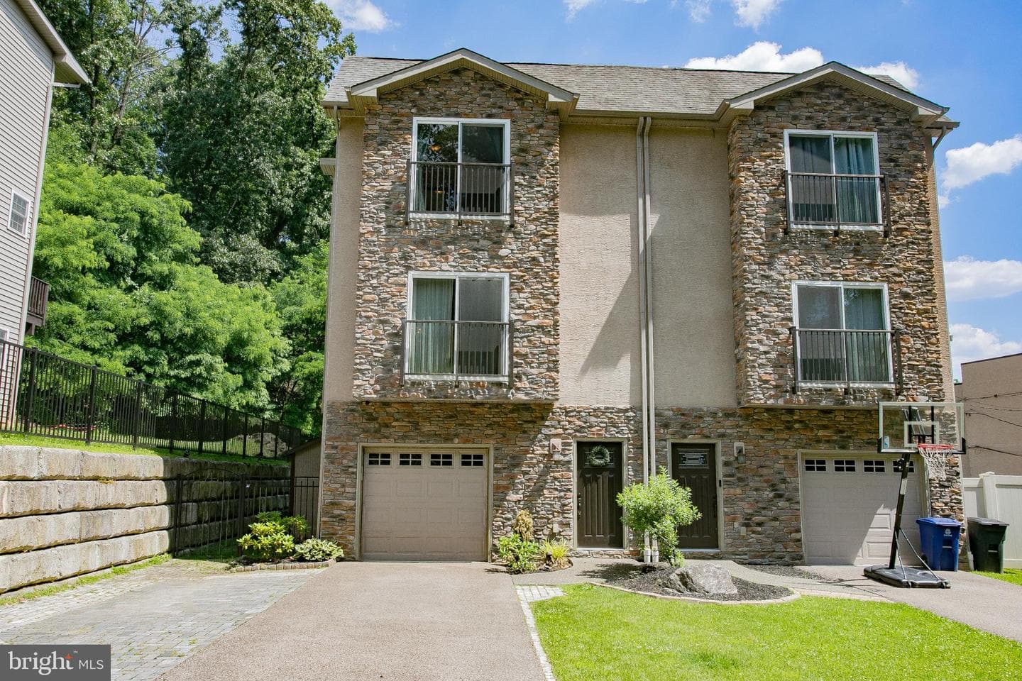 235 Paoli Avenue photo 64