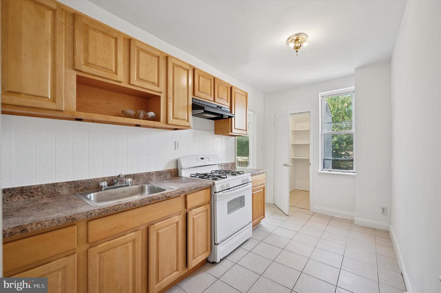 4418 McKinley Street photo 7