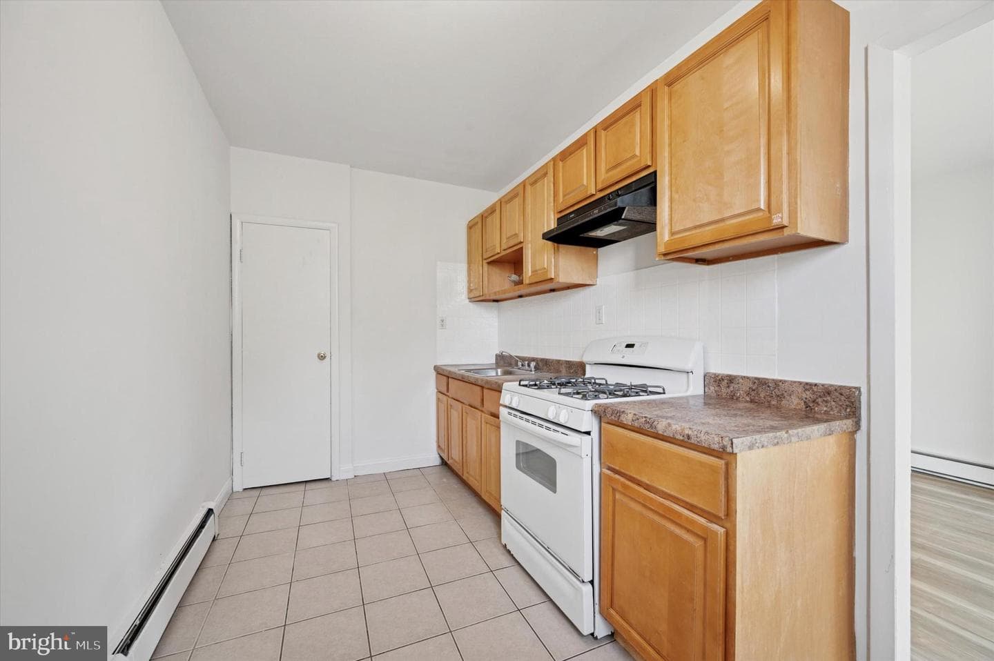 4418 McKinley Street photo 8