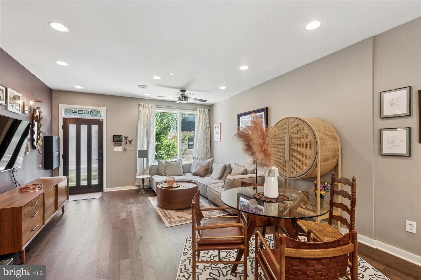 1034 S Randolph Street photo 2