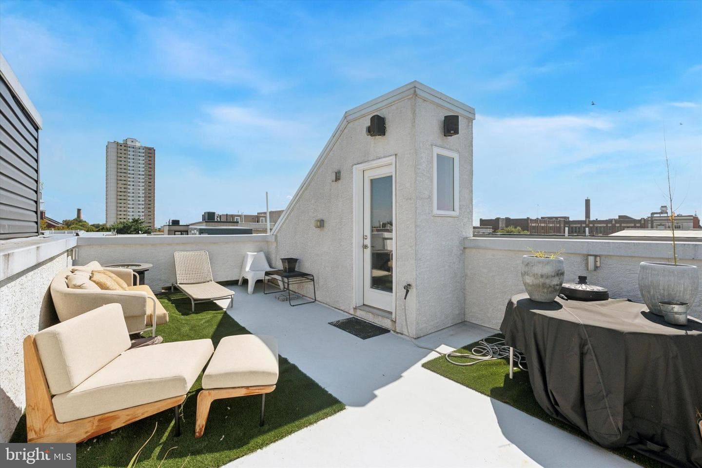 1034 S Randolph Street photo 26