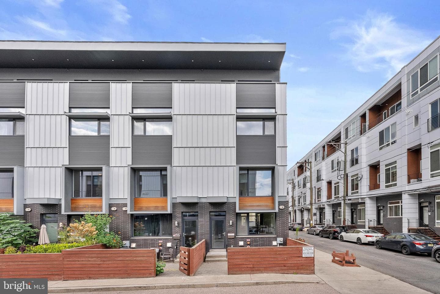1124 N American St # 1 photo 24