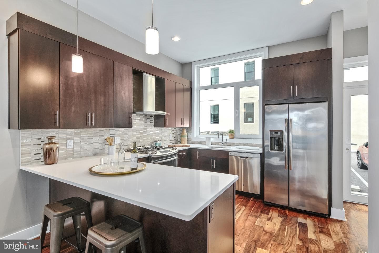 1124 N American St # 1 photo 6