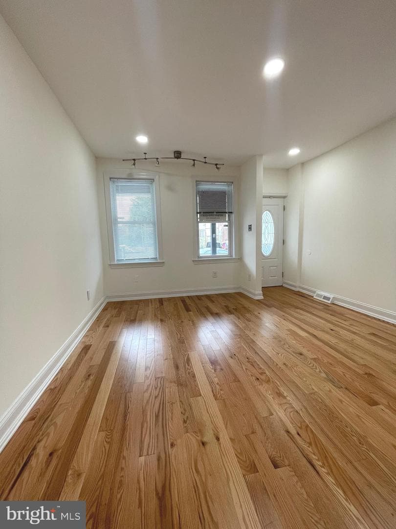 2231 Cedar Street photo 4
