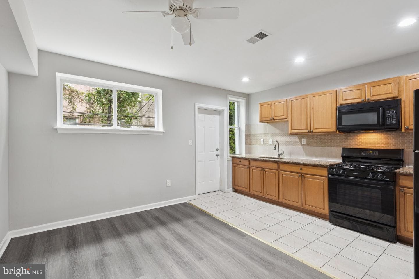5520 Matthews Street photo 12
