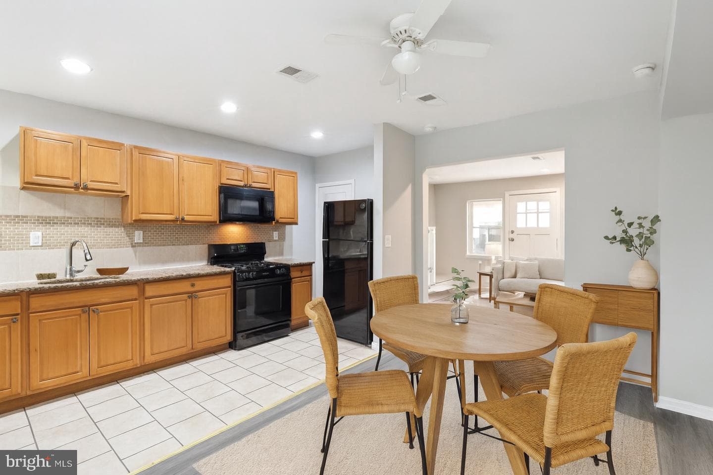 5520 Matthews Street photo 2