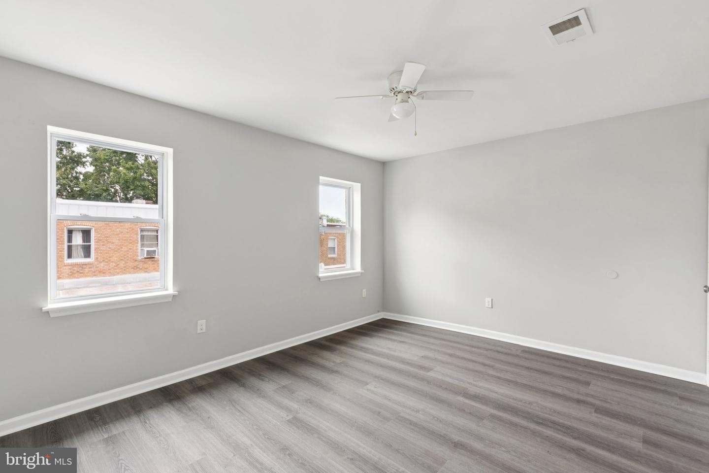 5520 Matthews Street photo 32