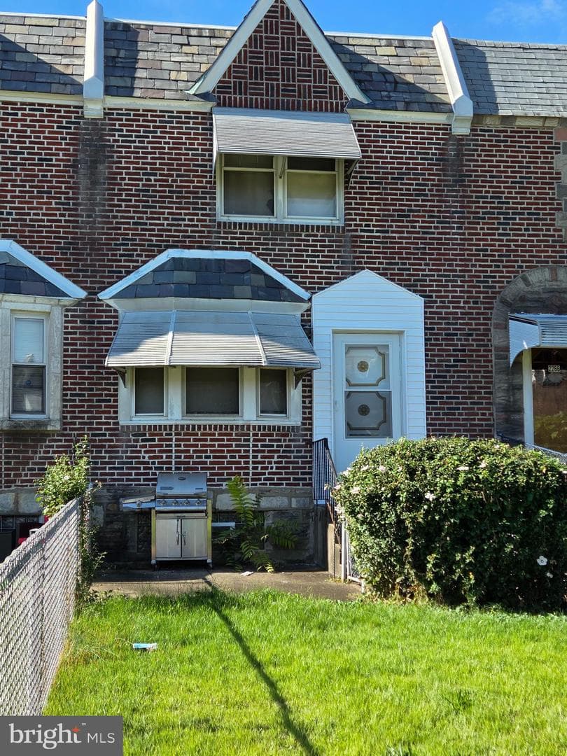 2268 Friendship Street photo 1