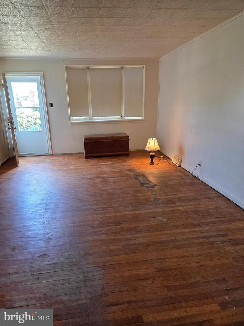 2268 Friendship Street photo 6