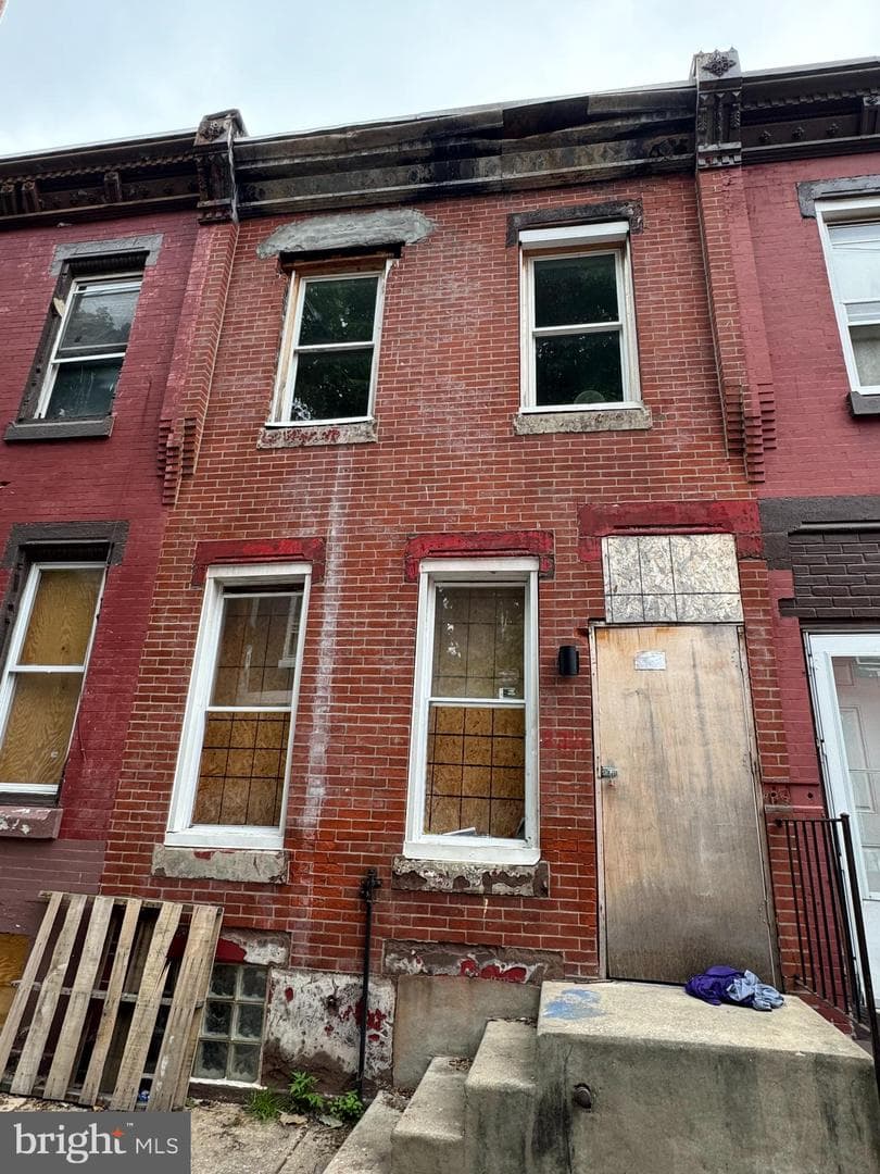 2321 N Bouvier Street photo 1