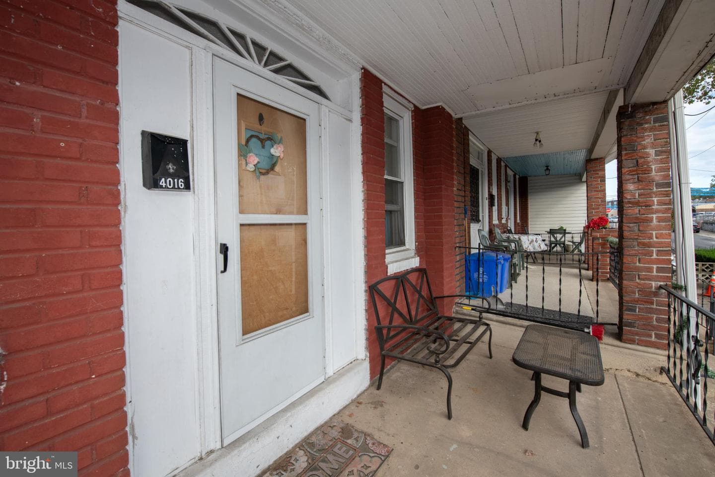 4016 Gilham Street photo 2