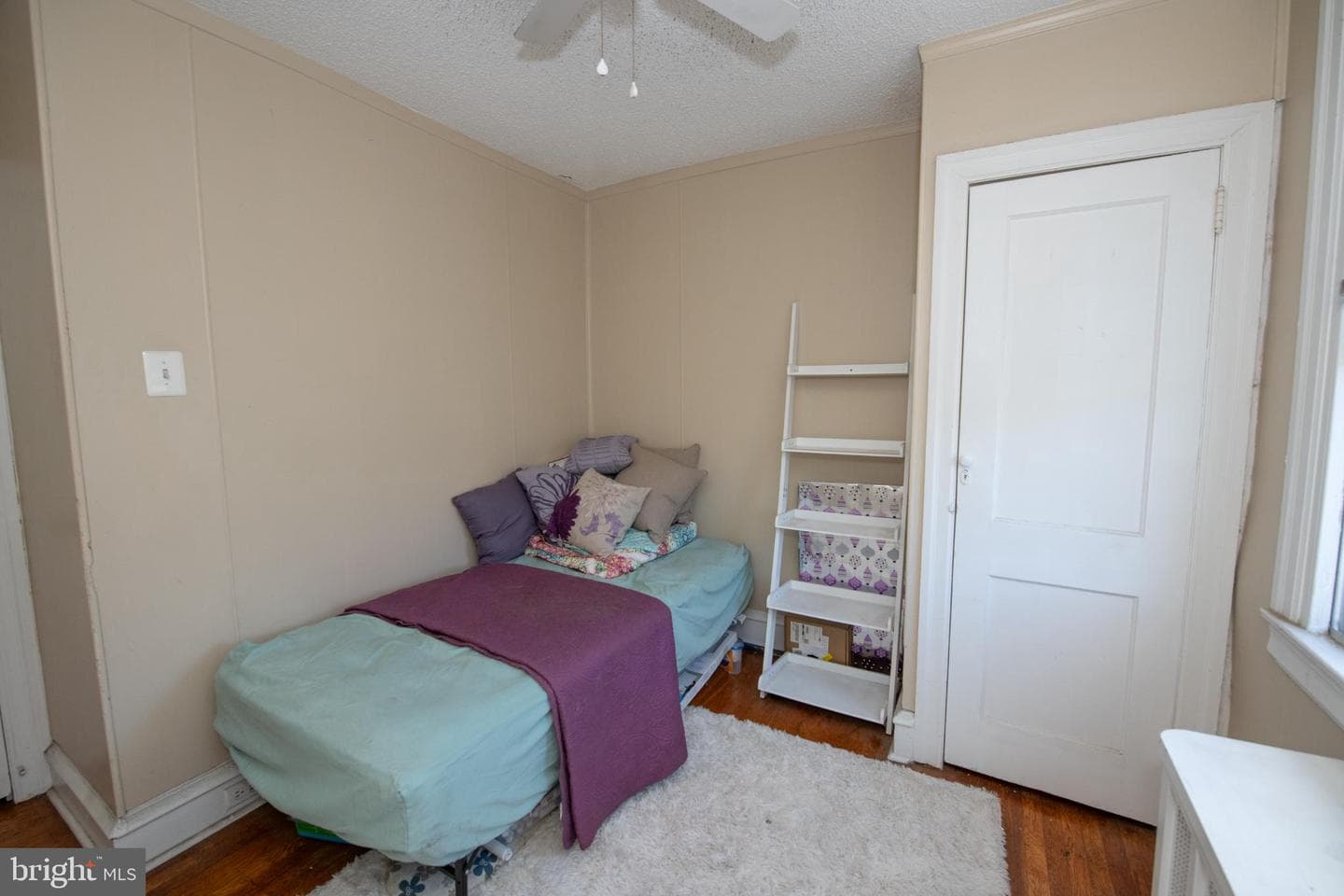 4016 Gilham Street photo 24