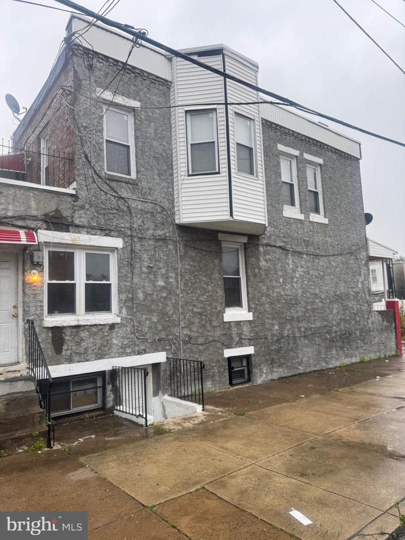 2101 S Cecil Street photo 7