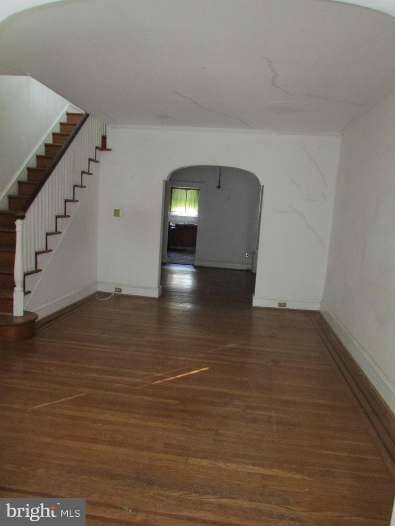 5072 F Street photo 3