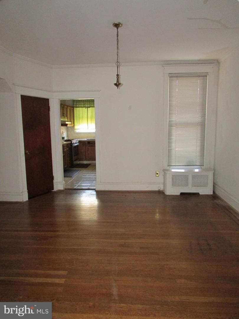 5072 F Street photo 4