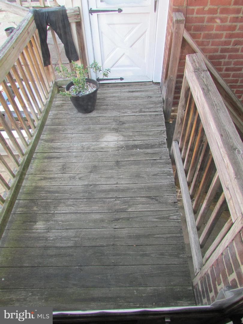 5072 F Street photo 7