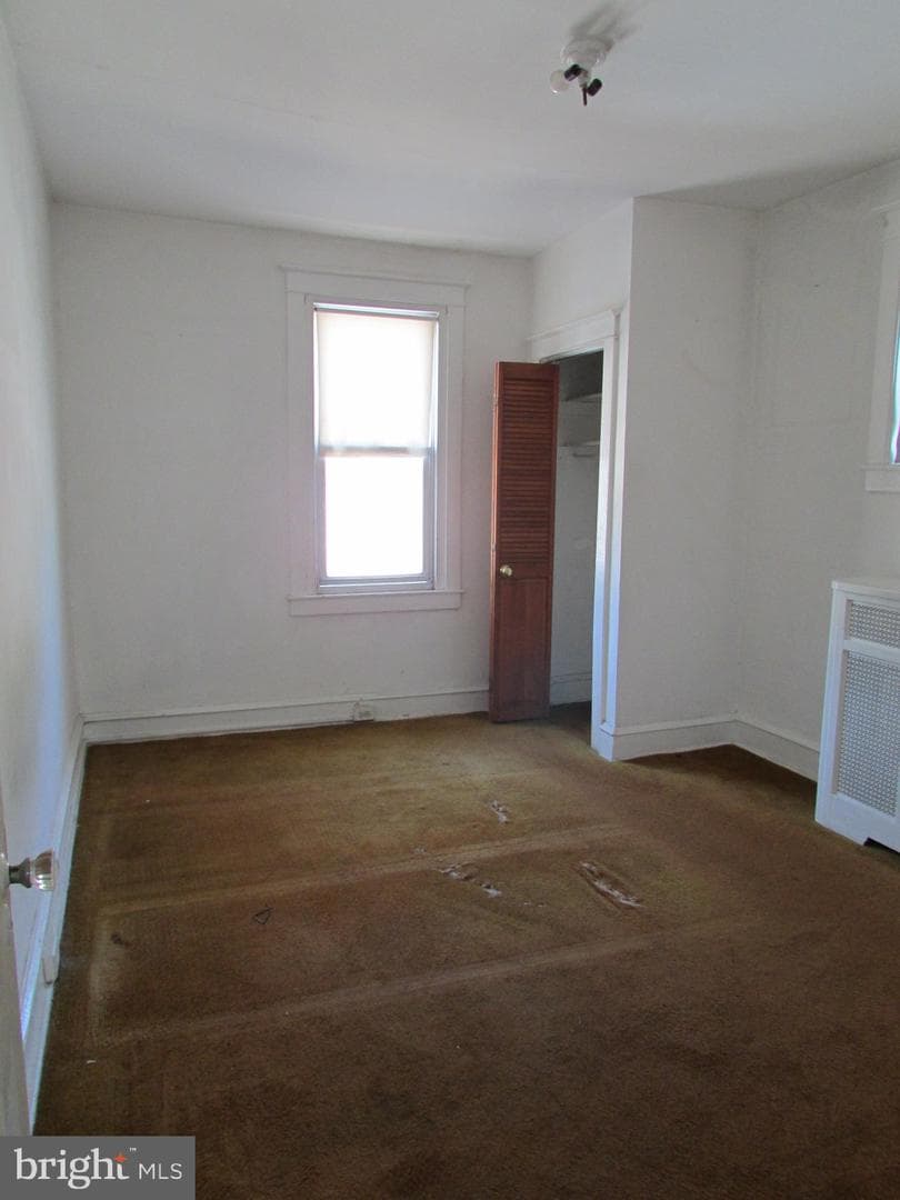5072 F Street photo 9