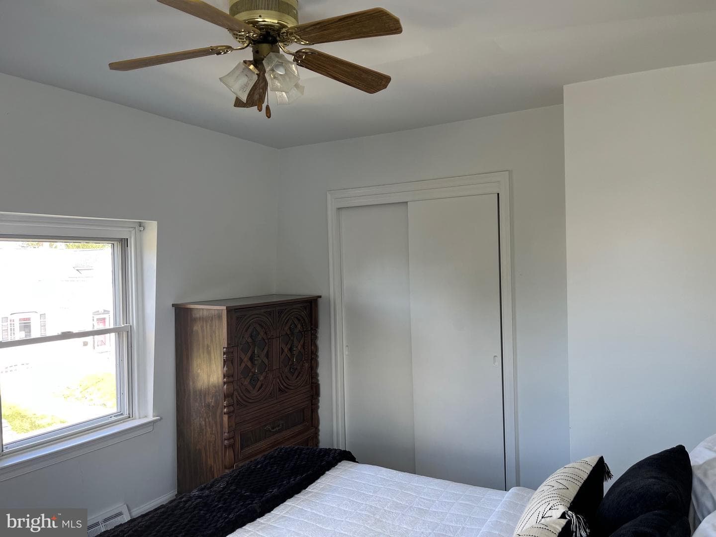 1304 Faunce Street photo 19