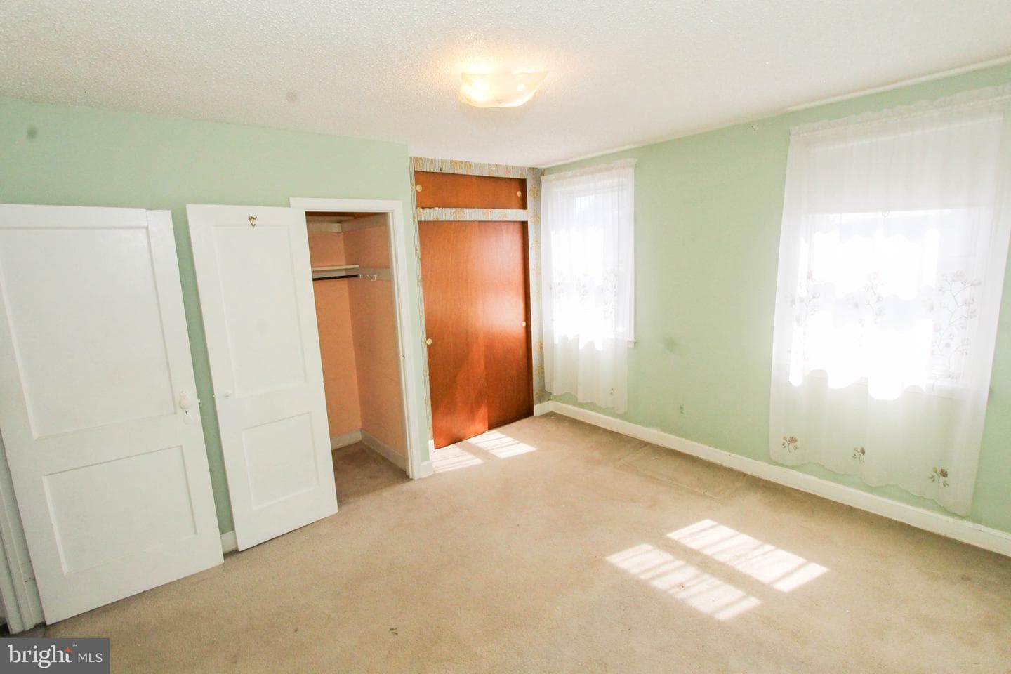 6650 Erdrick Street photo 12