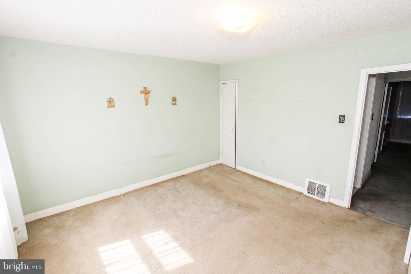 6650 Erdrick Street photo 13
