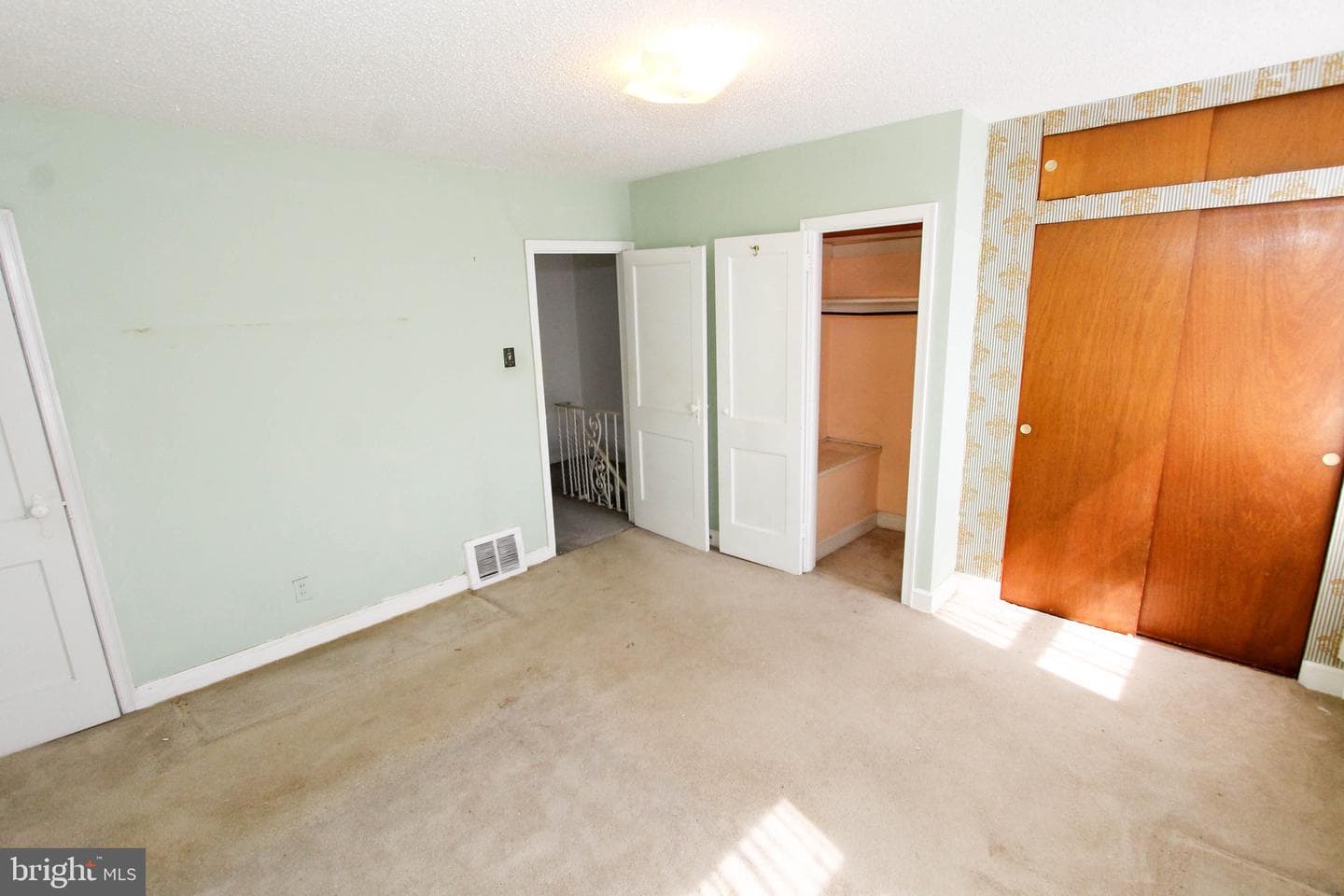 6650 Erdrick Street photo 14