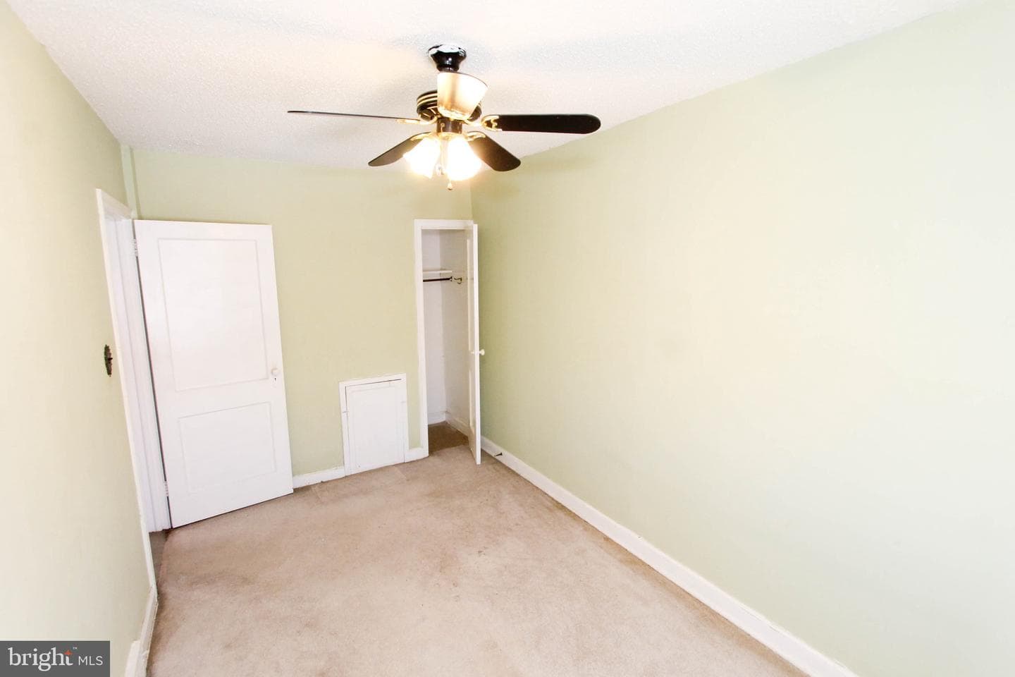 6650 Erdrick Street photo 17
