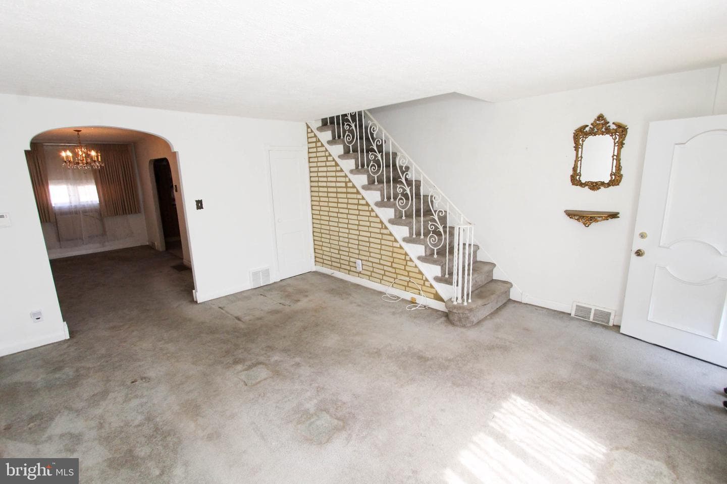 6650 Erdrick Street photo 3