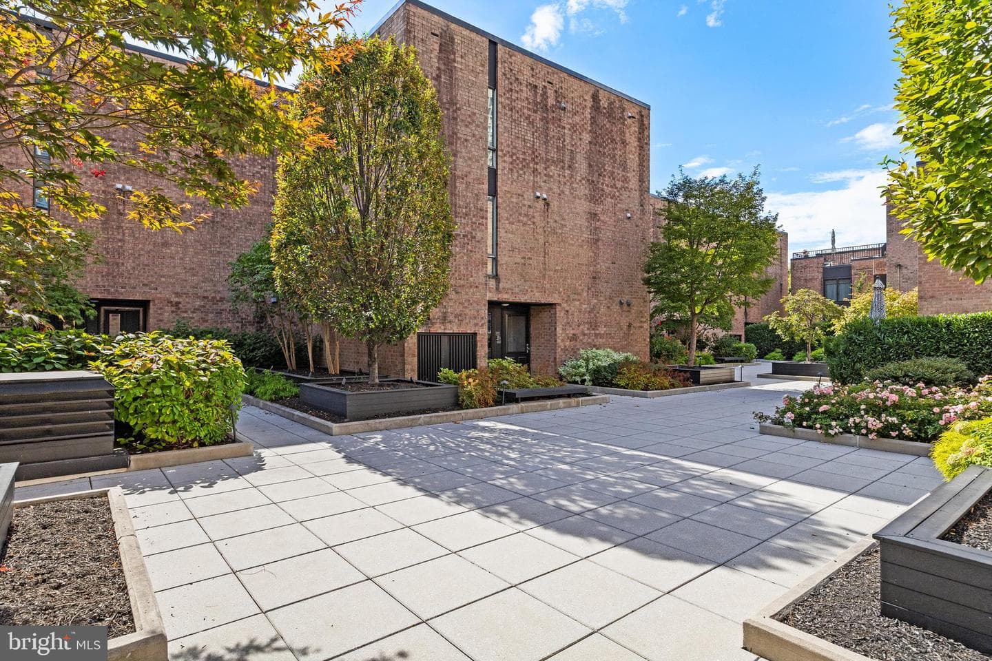 130 Spruce Street #27a photo 1