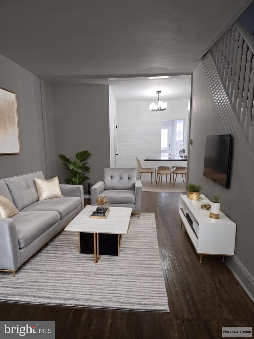 4444 Fleming Street photo 3
