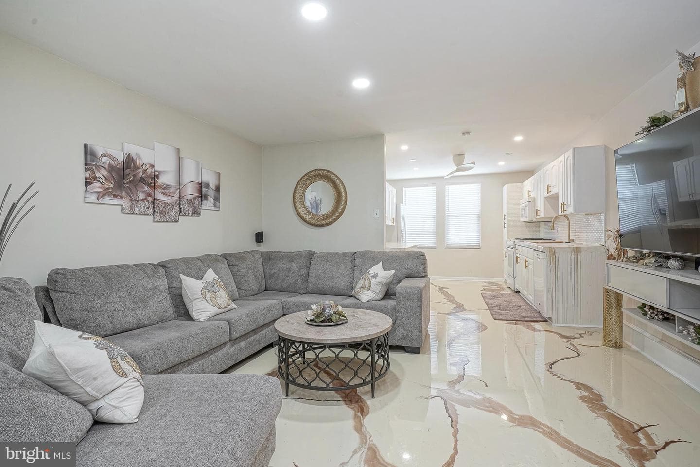 2828 S Beulah Street photo 27
