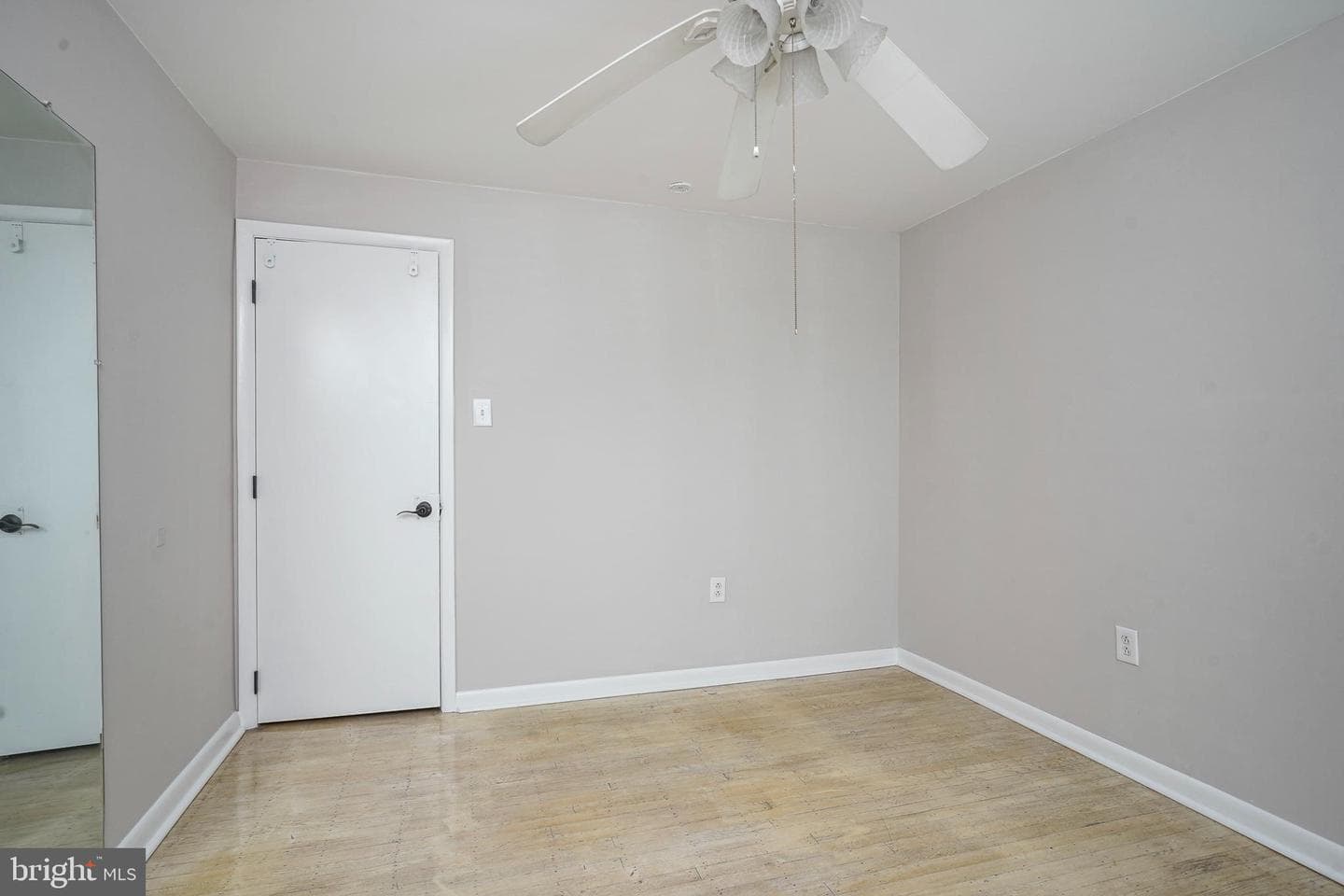 2828 S Beulah Street photo 9