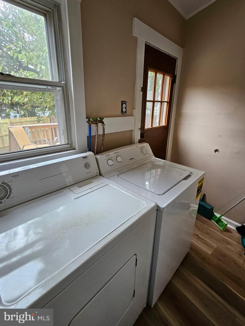 4538 Mitchell Street photo 22