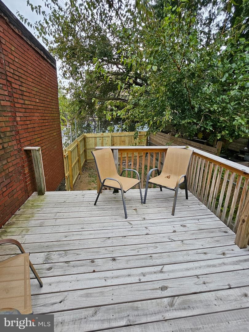 4538 Mitchell Street photo 26