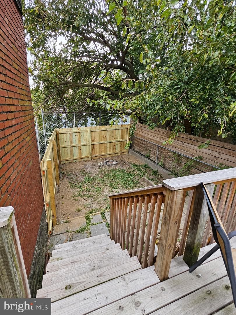 4538 Mitchell Street photo 29