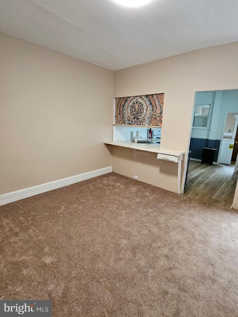 4538 Mitchell Street photo 8