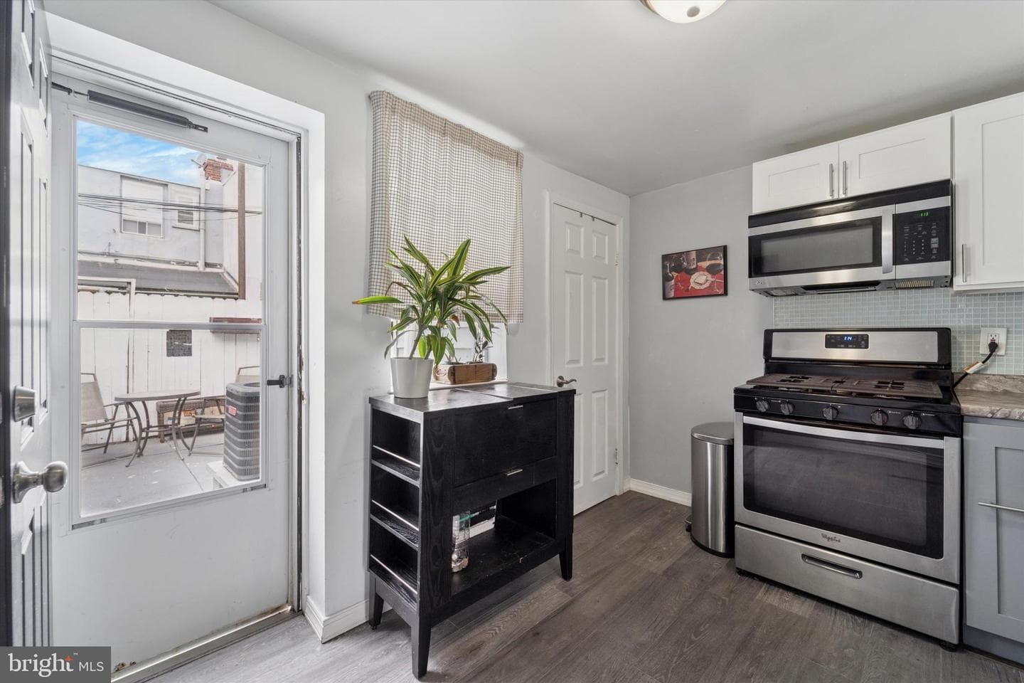 3228 Tilton Street photo 13