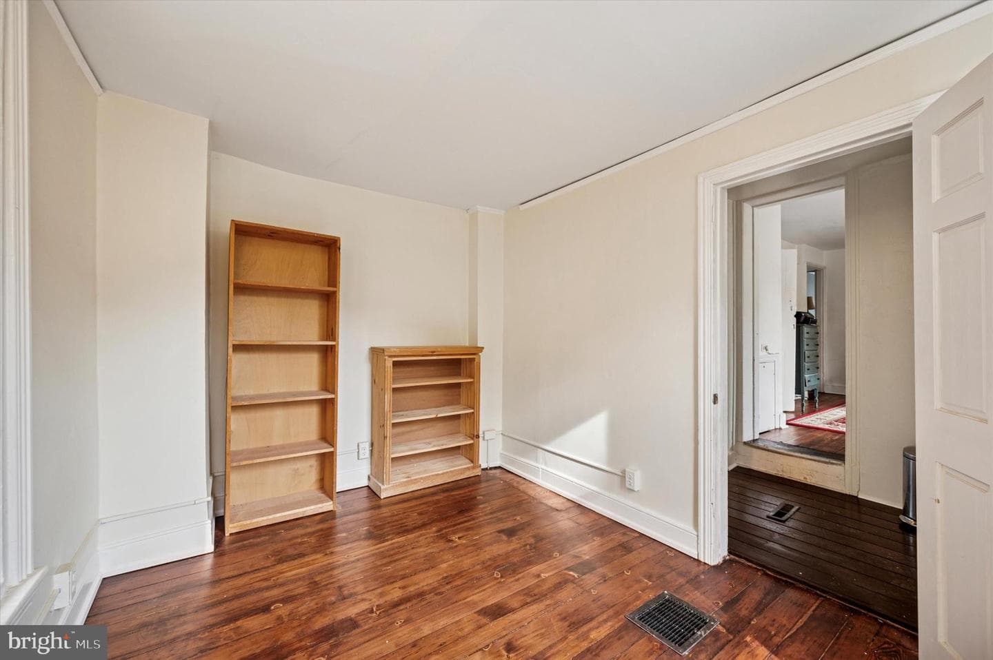 125 W Penn Street photo 21