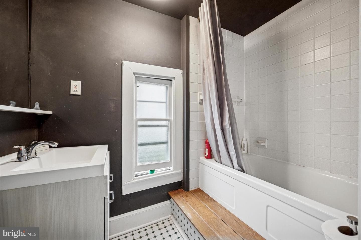 125 W Penn Street photo 23
