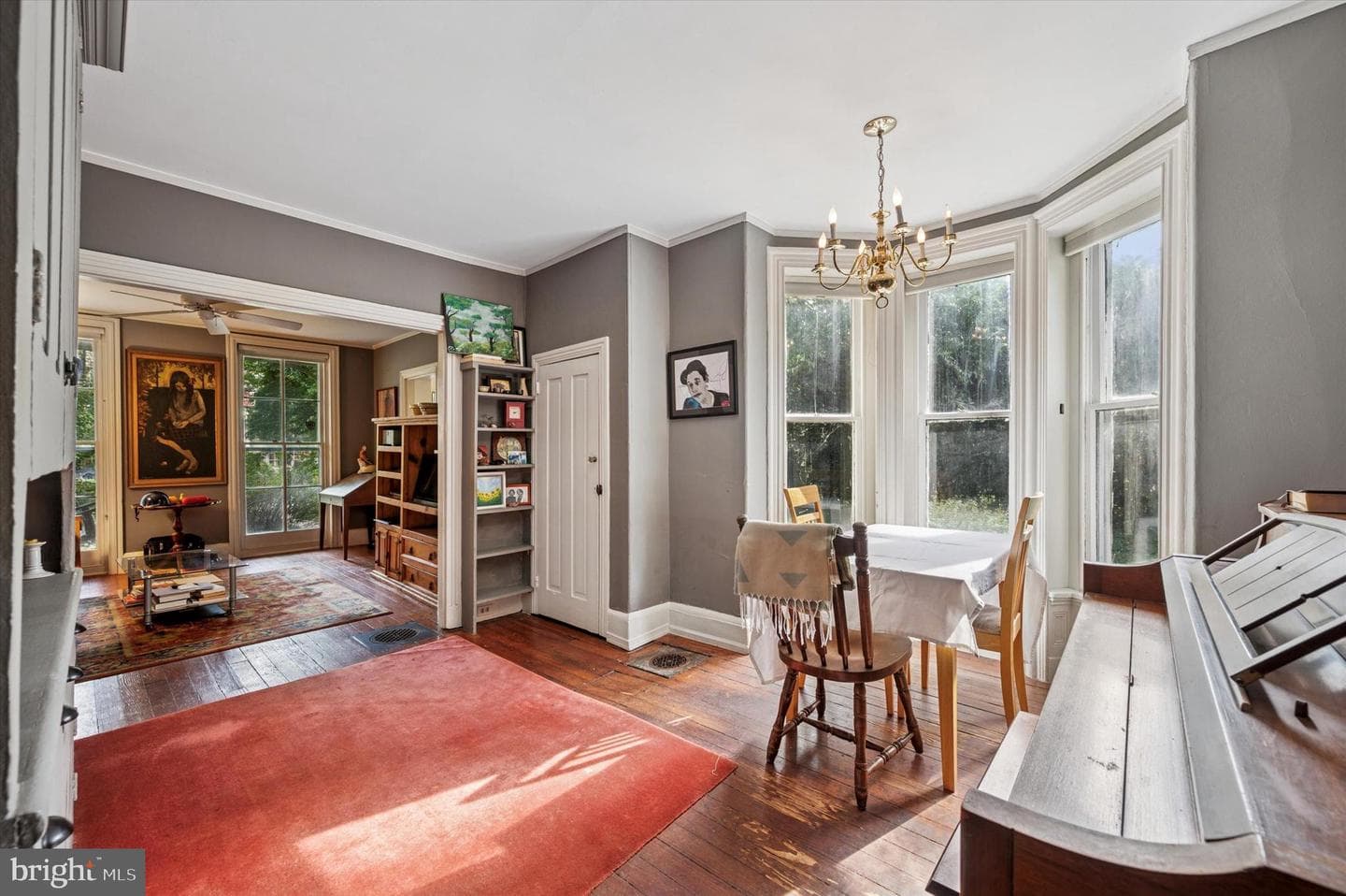 125 W Penn Street photo 7