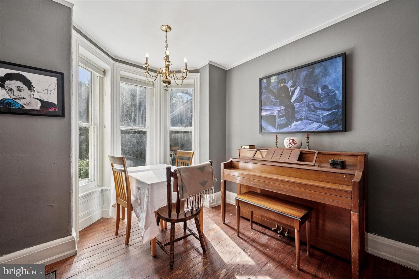 125 W Penn Street photo 9